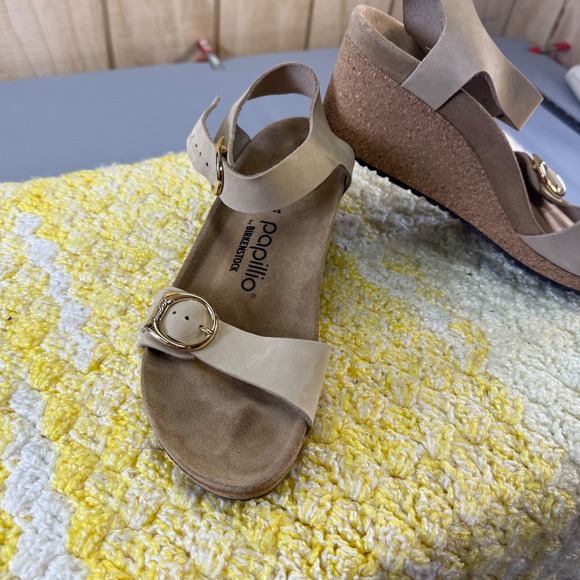 Papillio by Birkenstock Wedge Sandals Beige Buckle Cork Comfort Size 8.5 new wow - Picture 2 of 15